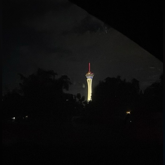 🚨‼️I’m going LIVE ‼️🚨 - Picture 3 of 9